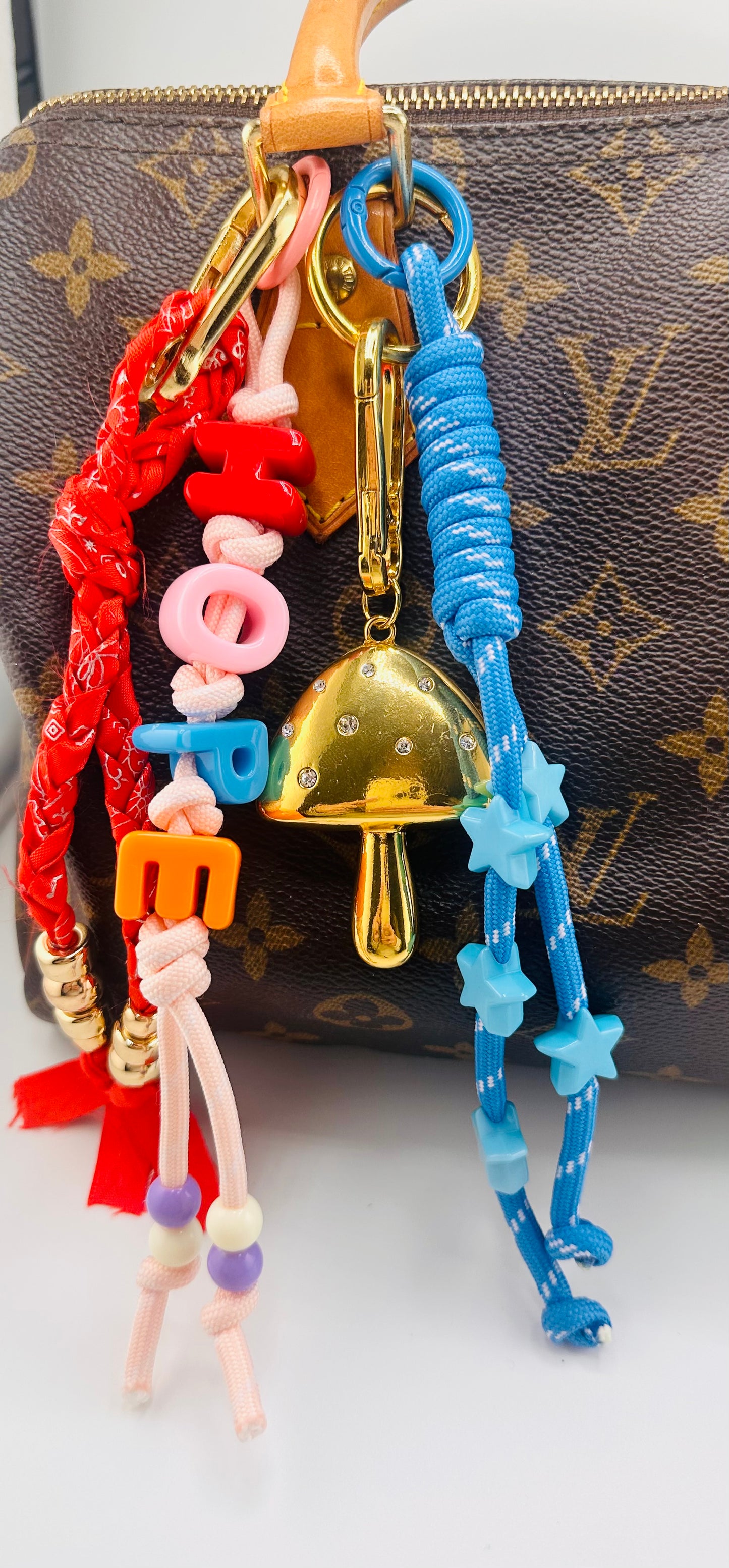MAGIC MUSHROOM PURSE CHARM