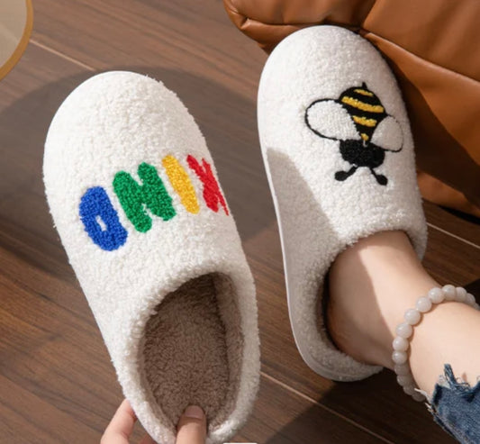 BE KIND SLIPPERS 🐝