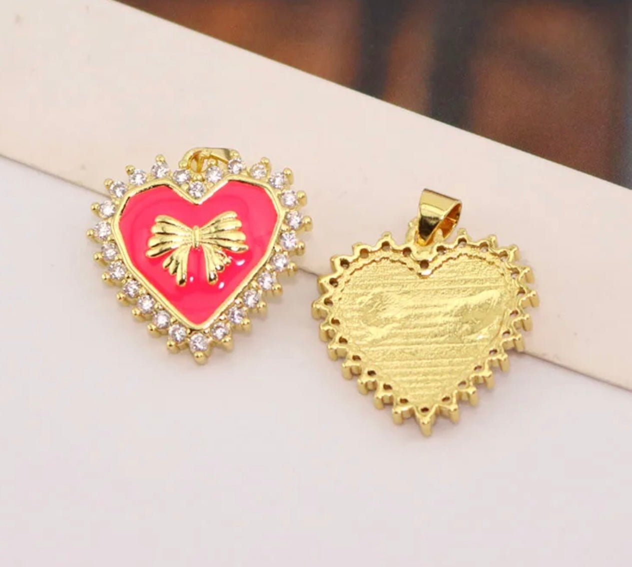 CRYSTAL HEART BOW NECKLACE