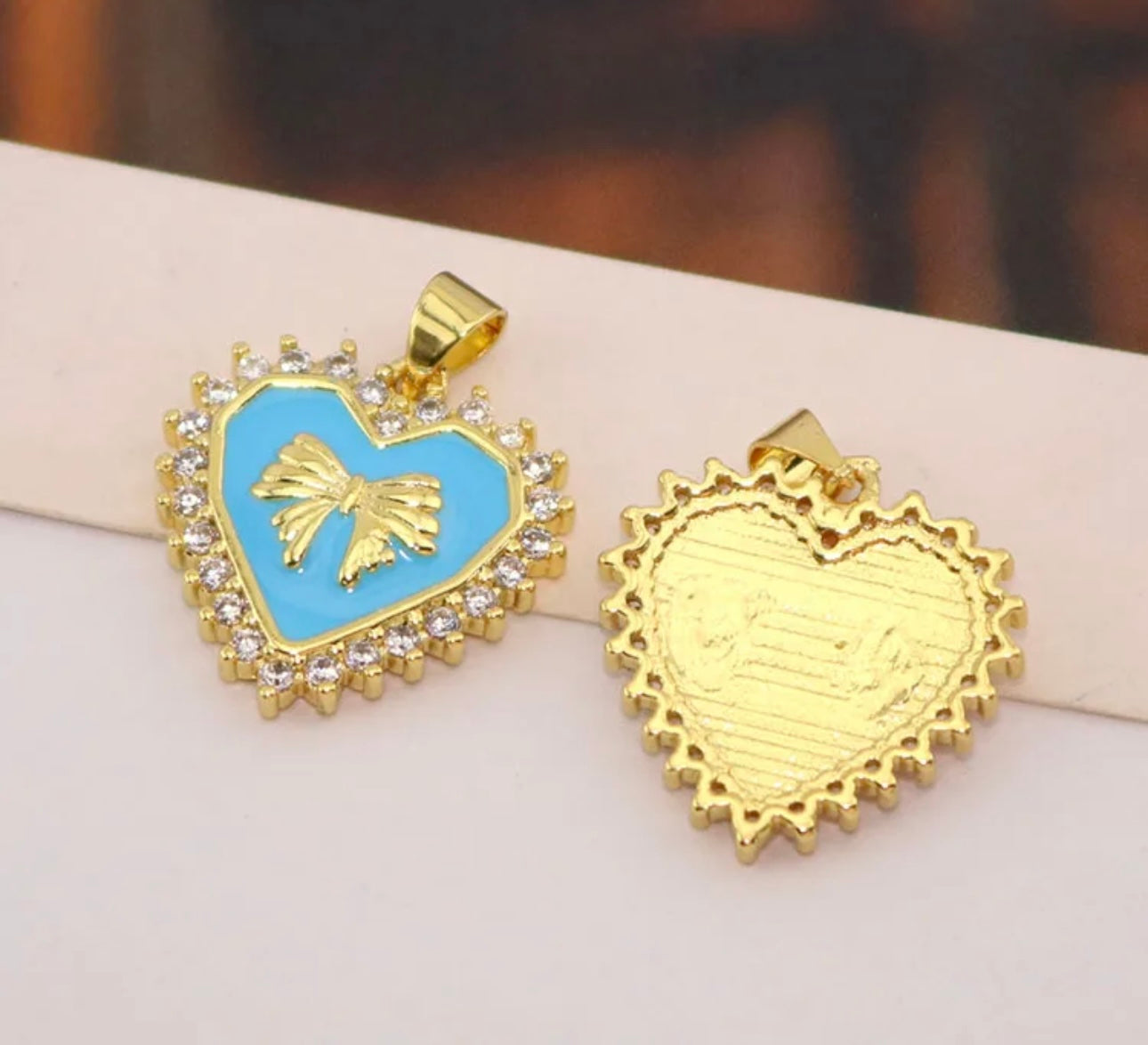 CRYSTAL HEART BOW NECKLACE