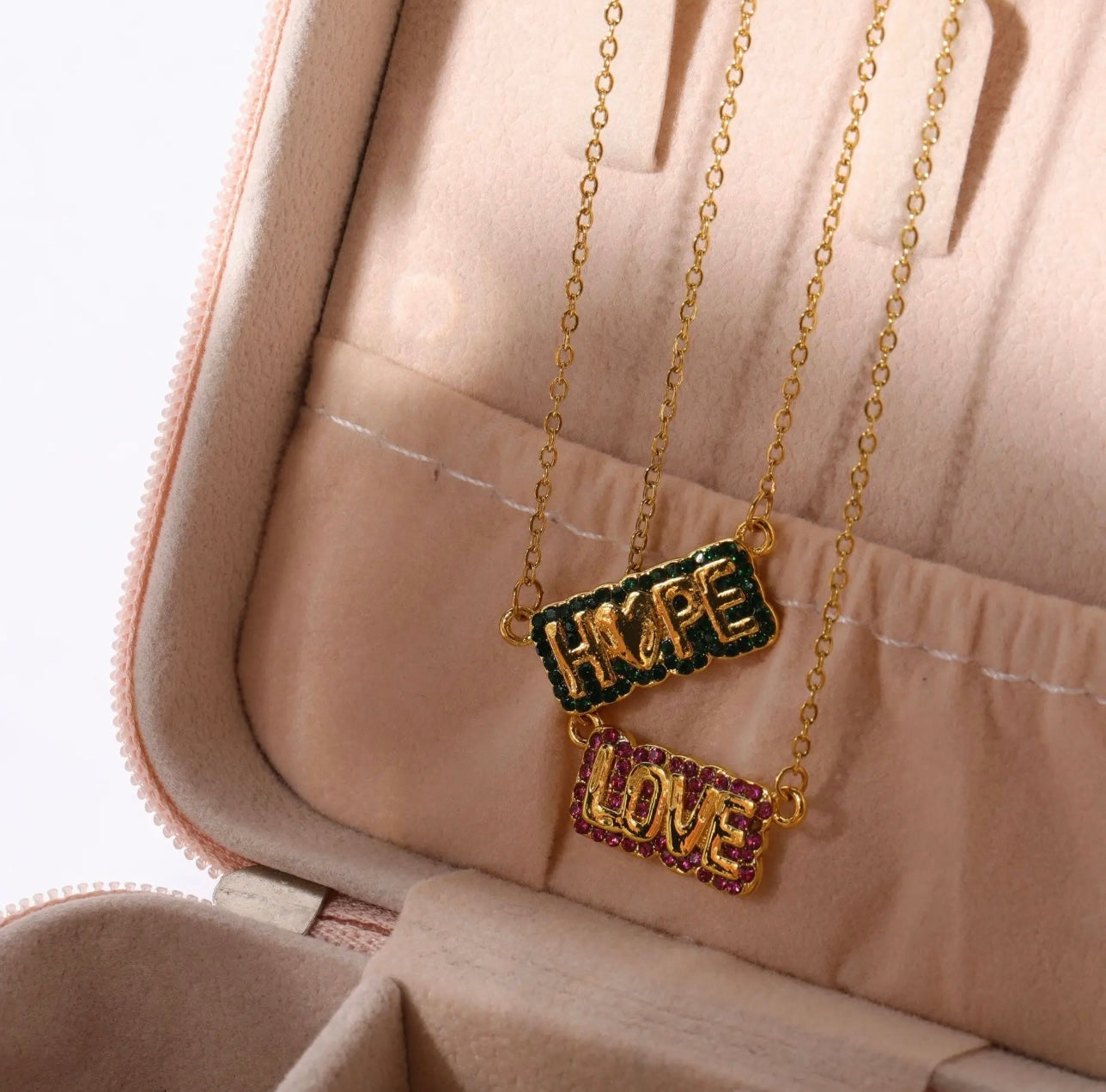 PERSONALIZED NECKLACE