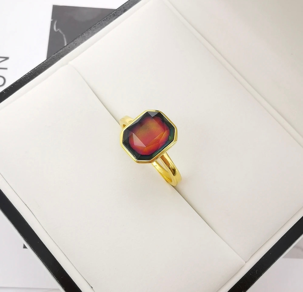 MOOD RING