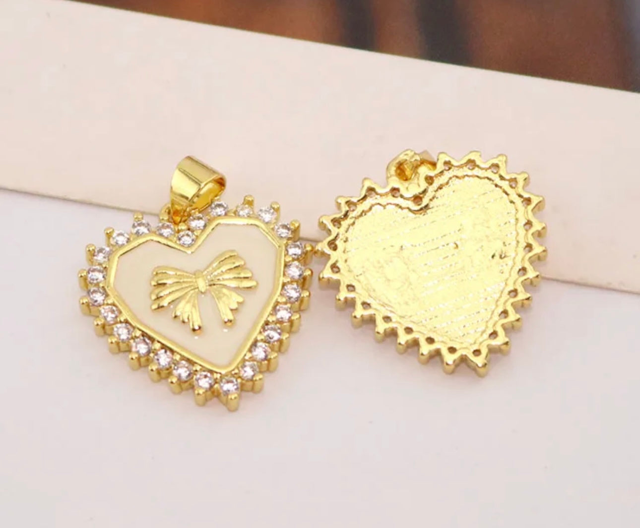 CRYSTAL HEART BOW NECKLACE