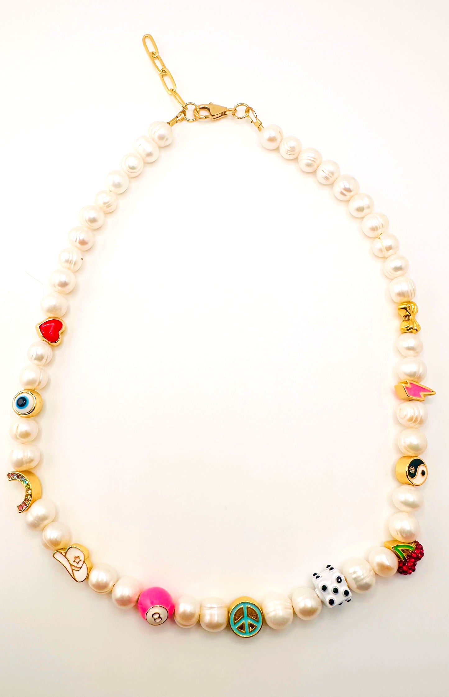 90s MAGIC PEARL NECKLACE