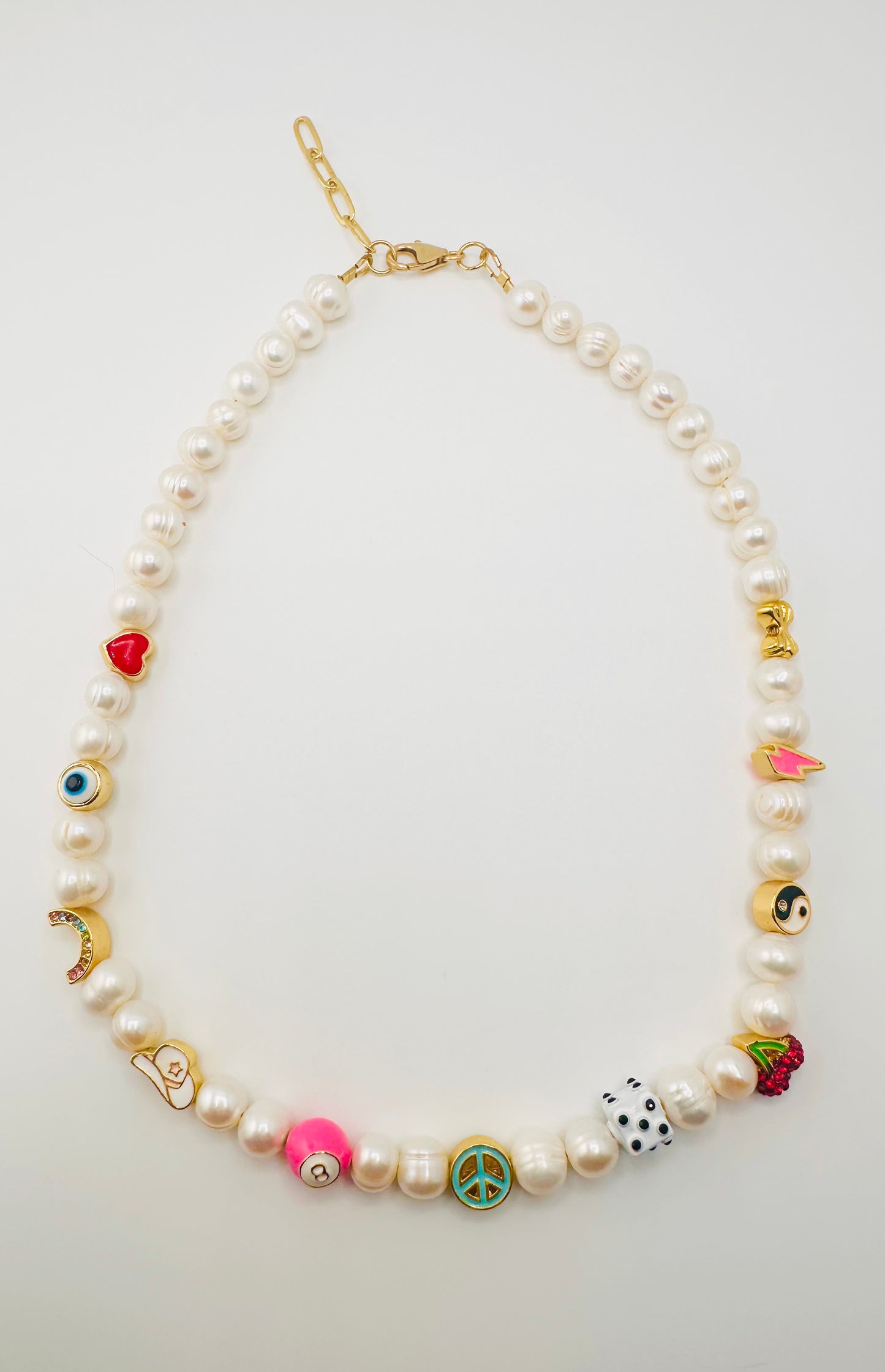 90s MAGIC PEARL NECKLACE