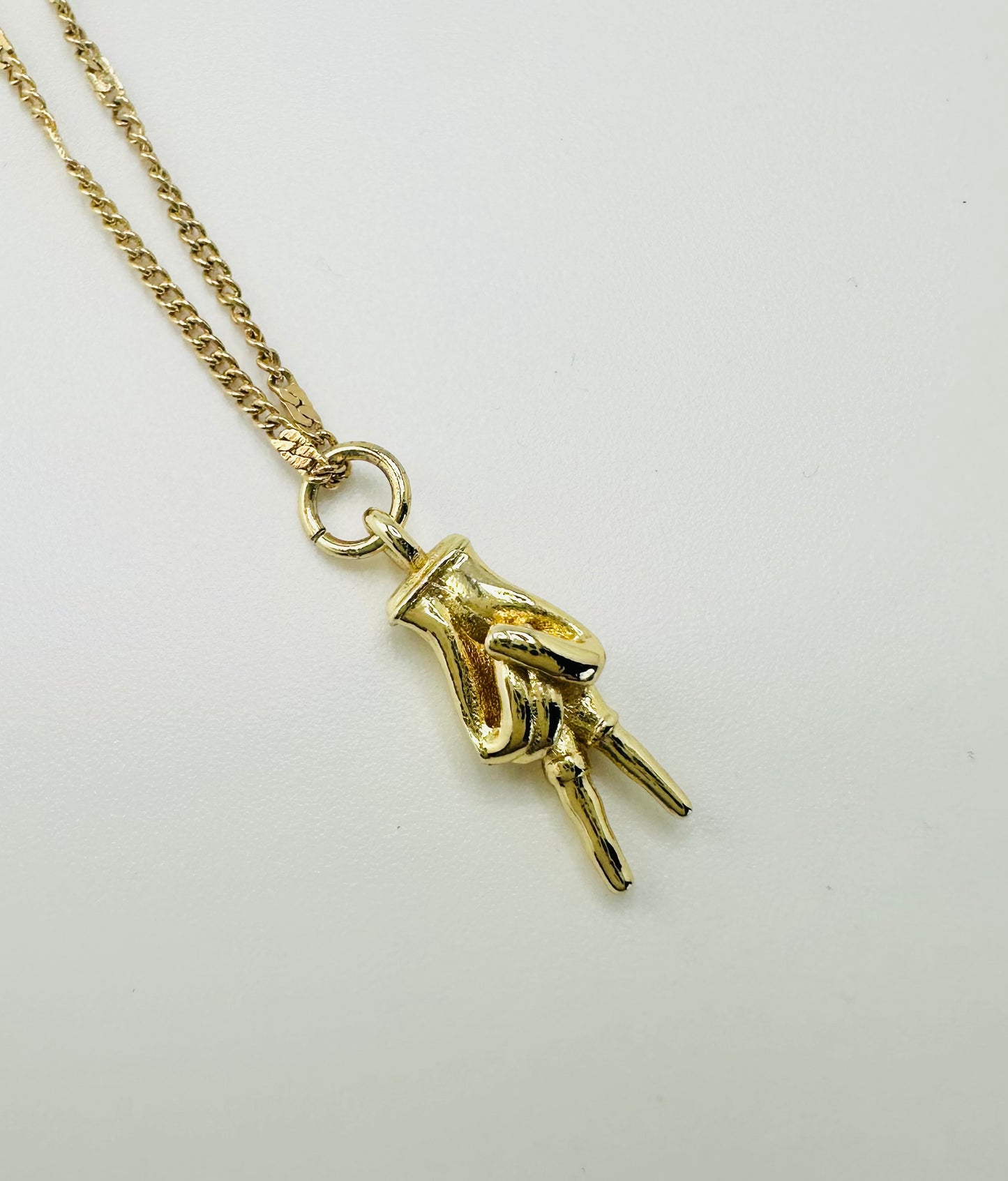 HAND IT OVER NECKLACE