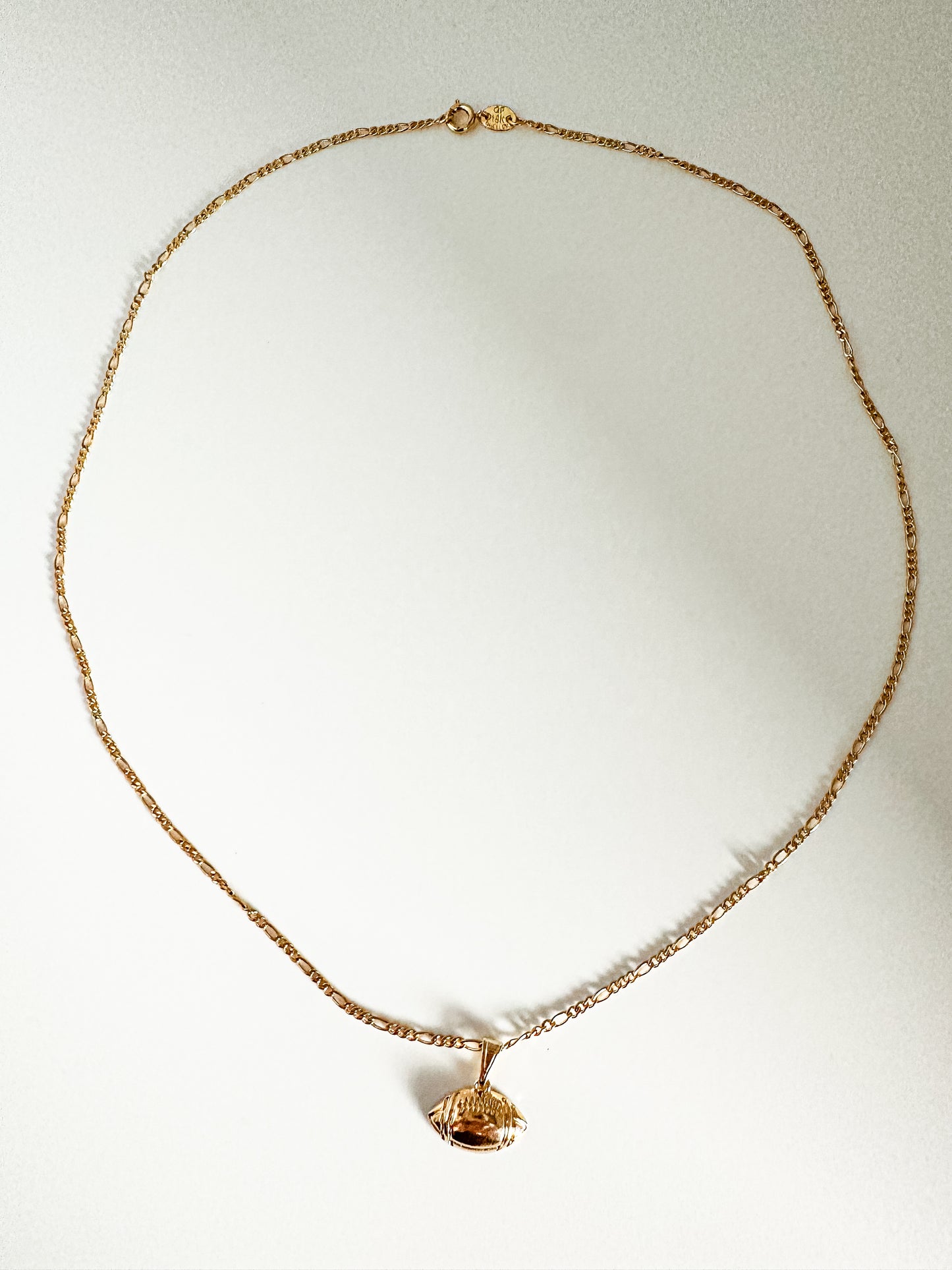 FAN NECKLACE