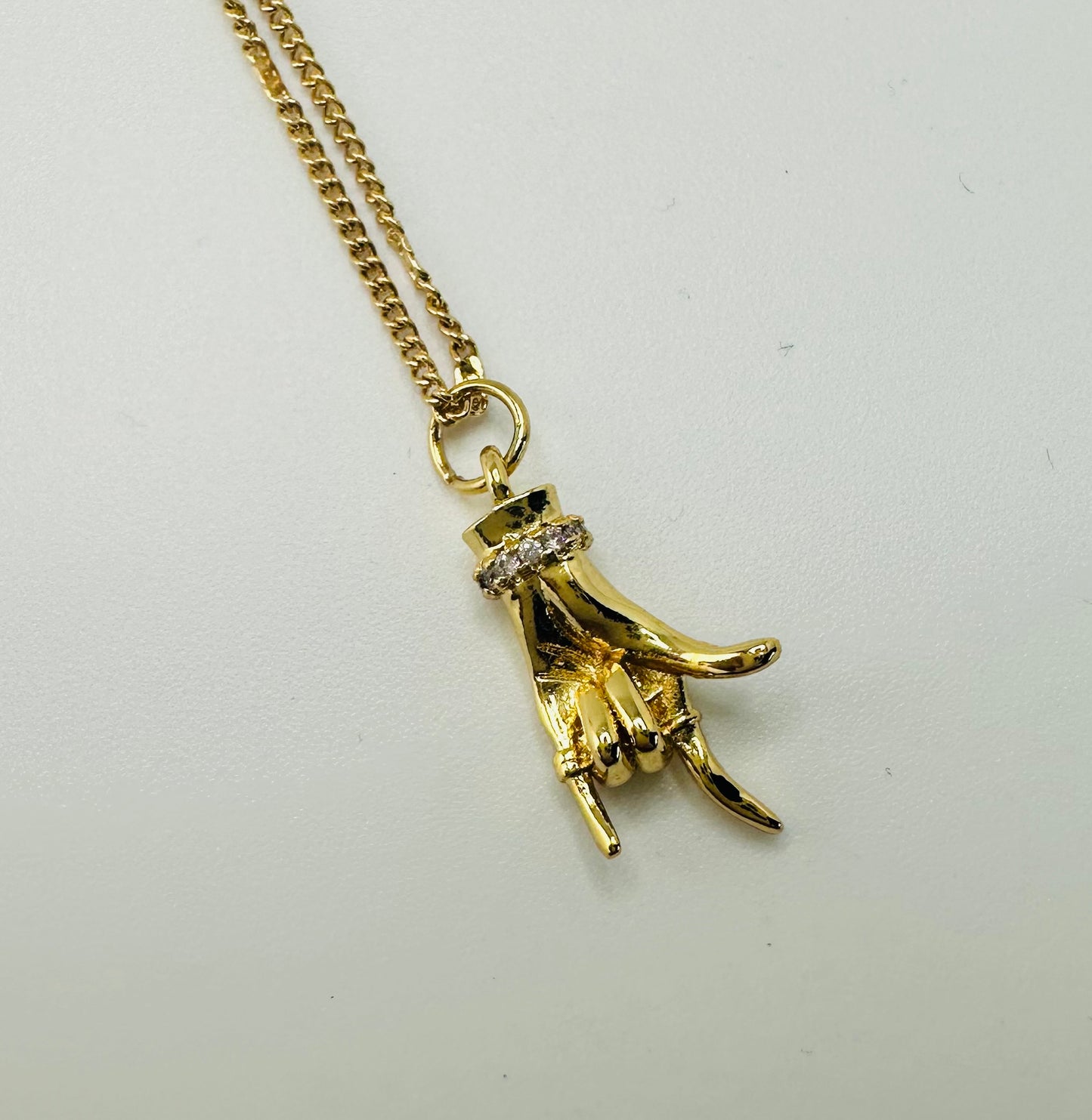 HAND IT OVER NECKLACE