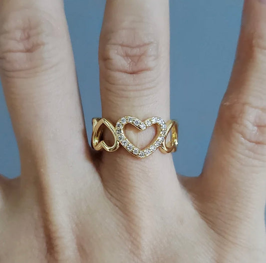 MULTI HEART RING