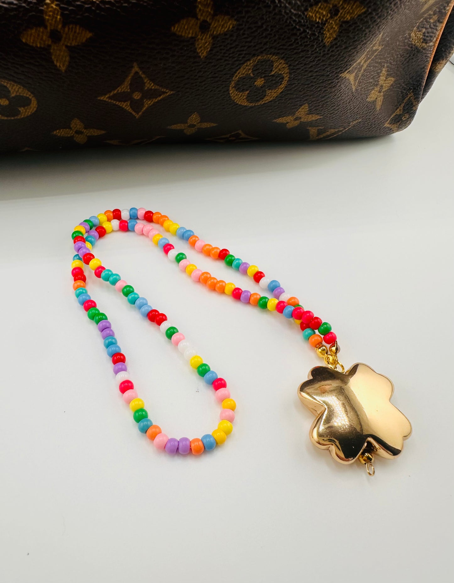 RAINBOW TOYBOX TREASURE PURSE CHARM