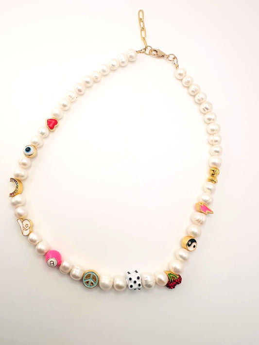 90s MAGIC PEARL NECKLACE