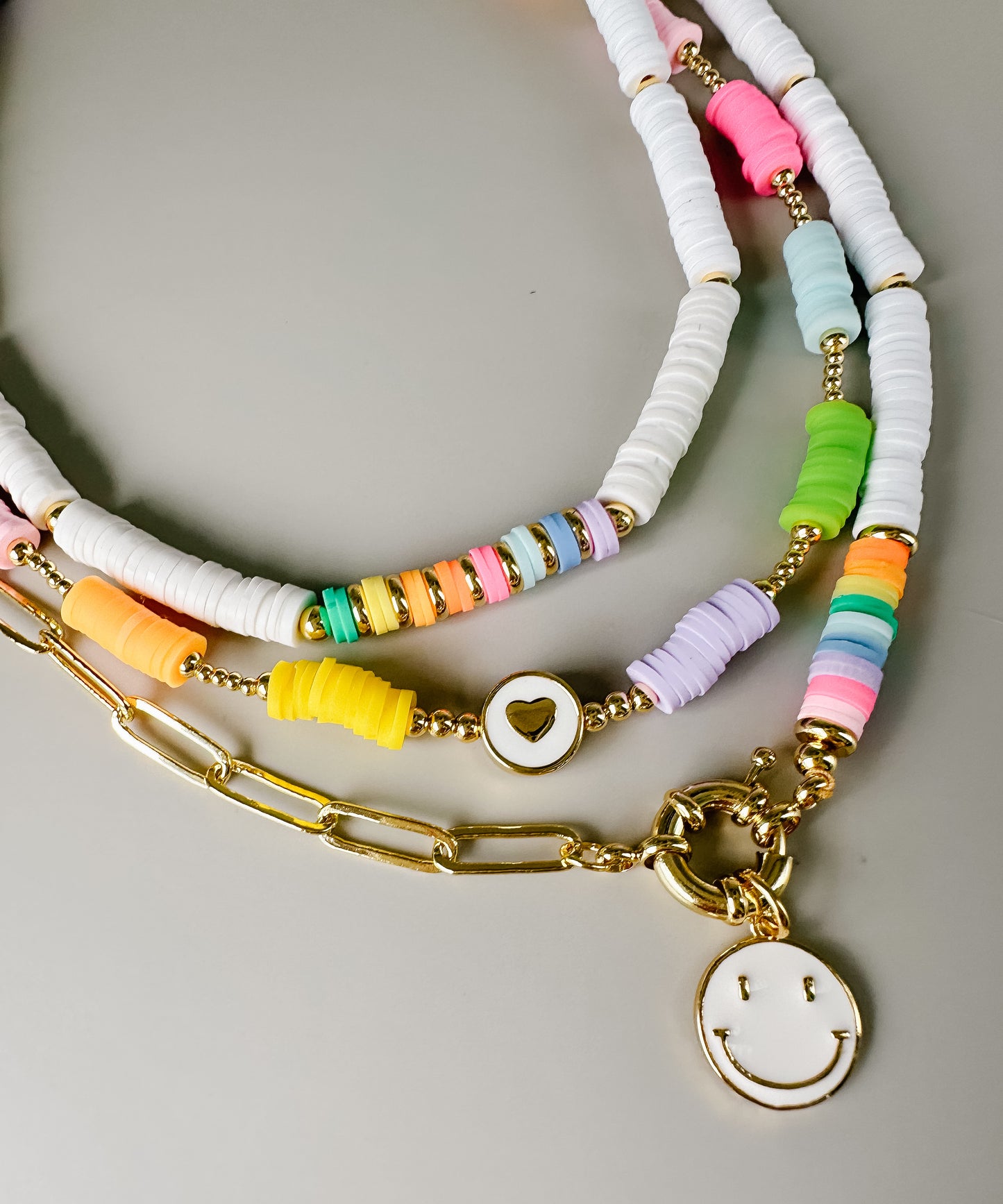 VINTAGE HAPPY FACE NECKLACE