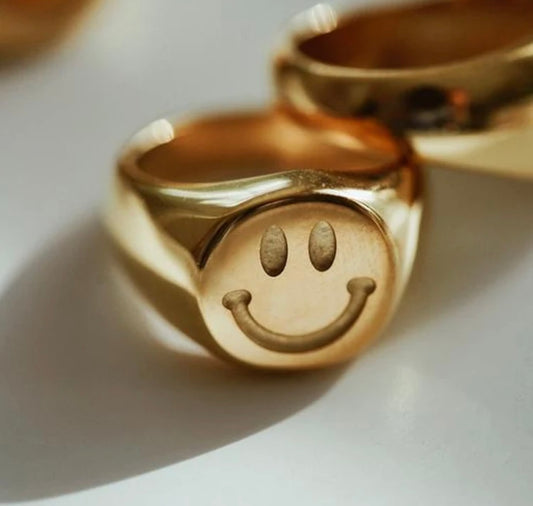 SMILEY RING