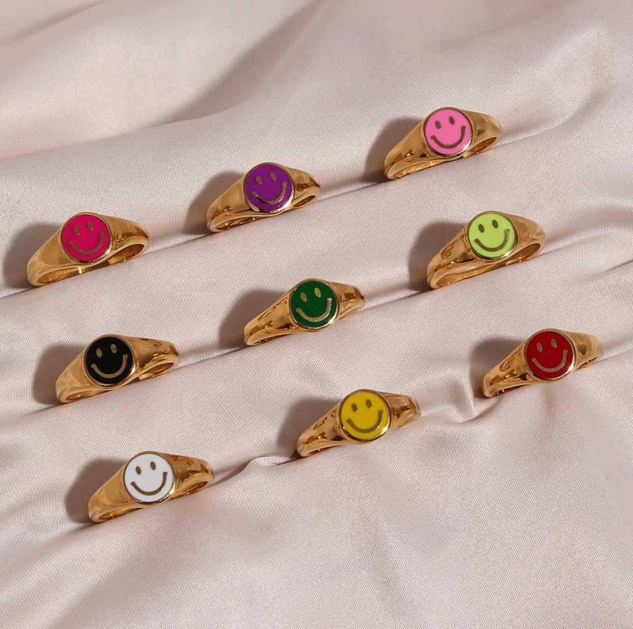 COLOURFUL HAPPY FACE RING
